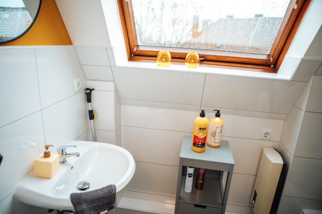 Central-Living Yellow - Wifi - Netflix - City Essen Eksteriør bilde
